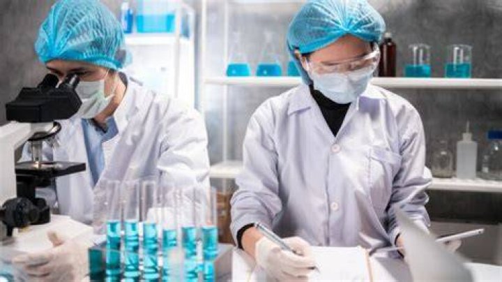 how much do scientists make