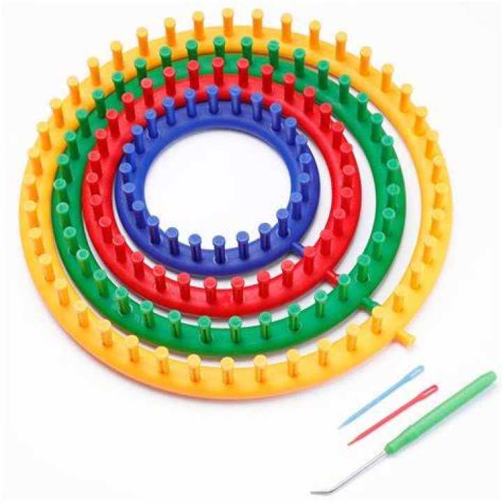 round knitting loom